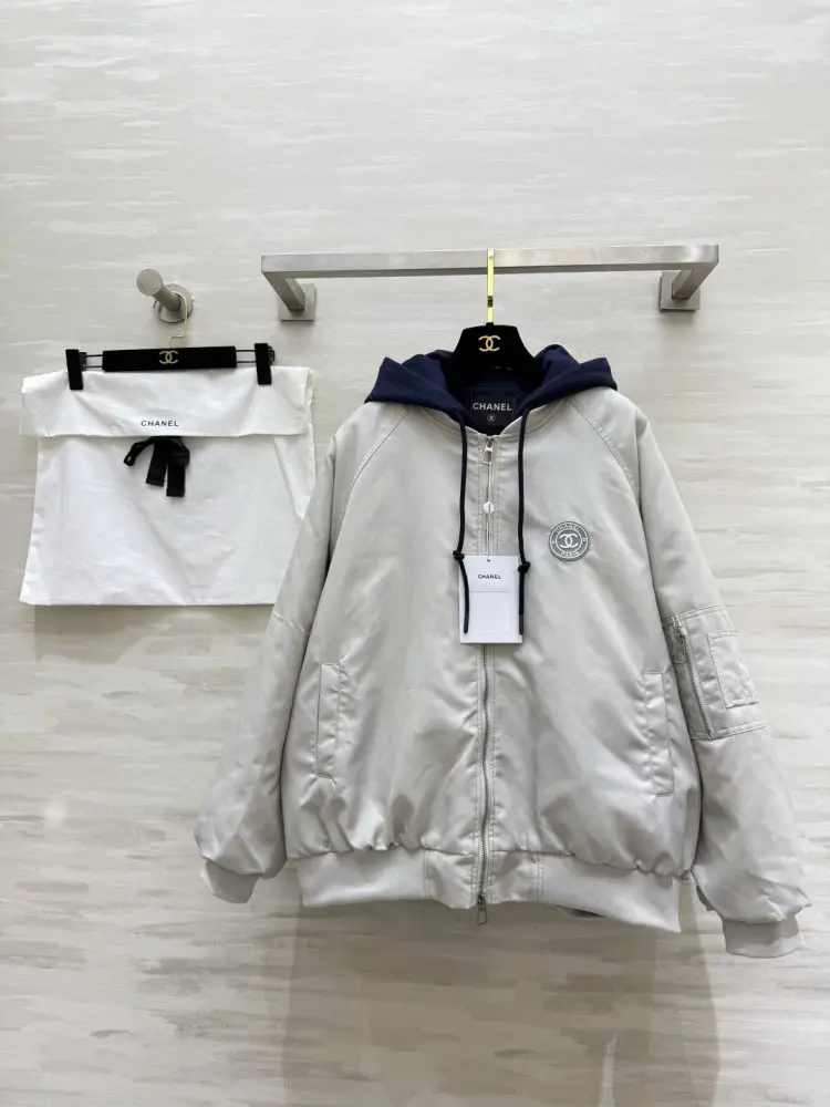 Chanel — Куртка жіноча