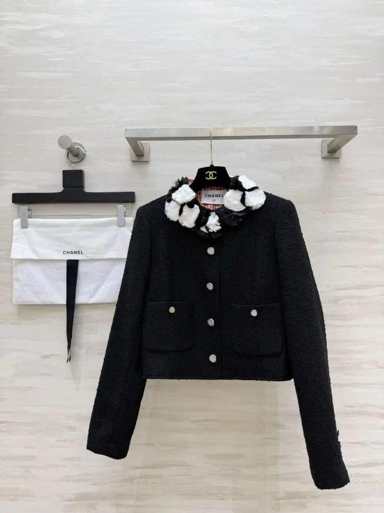 Chanel — Куртка жіноча