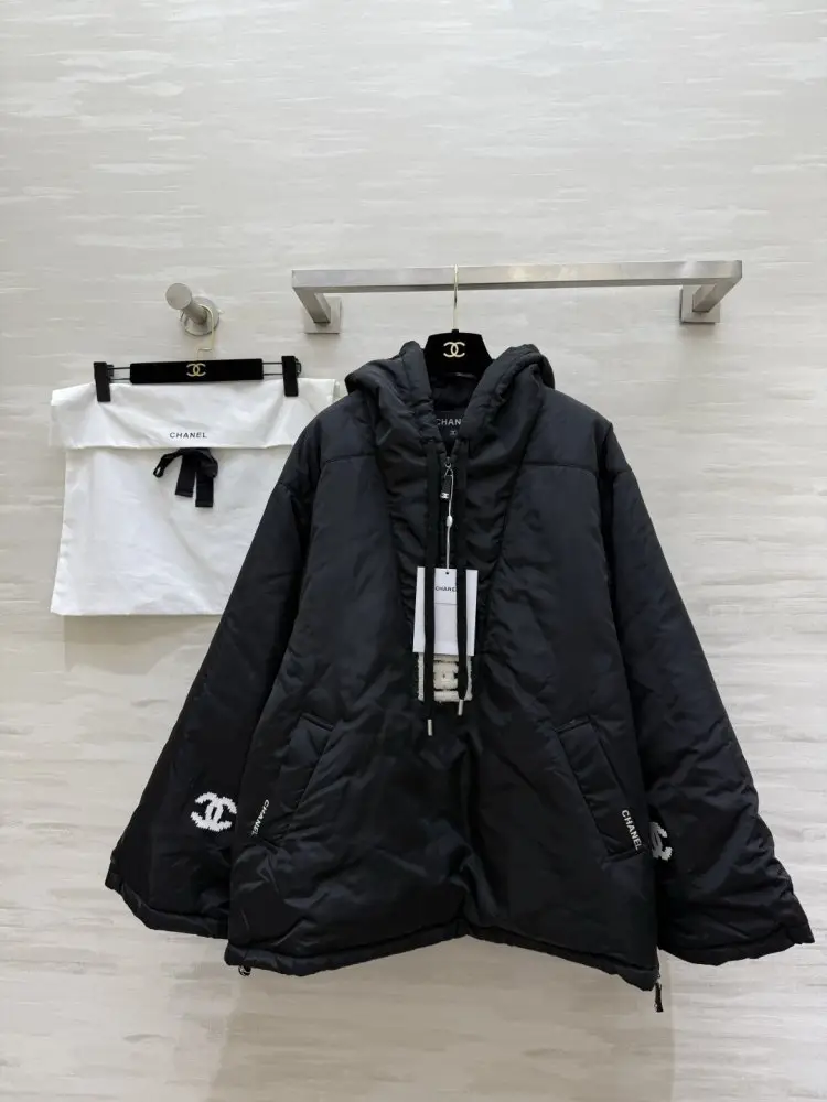 Chanel — Куртка женская