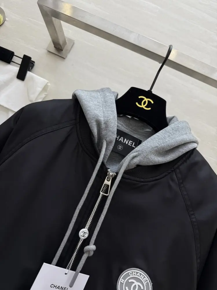 Chanel Куртка жіноча — Фото 2