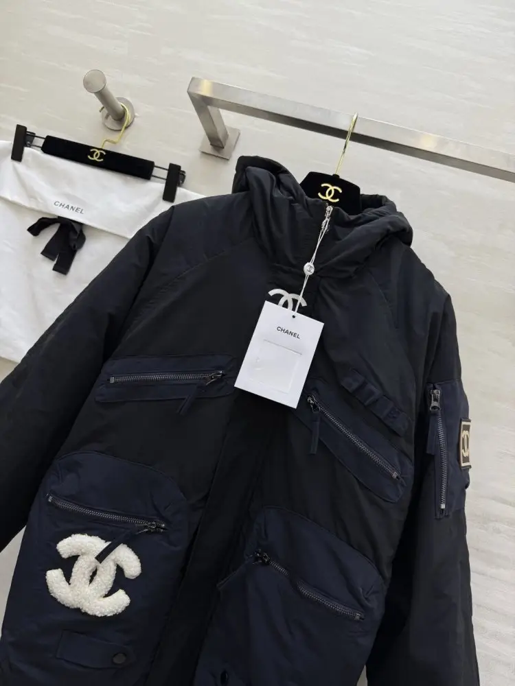 Chanel Куртка женская — Фото 2