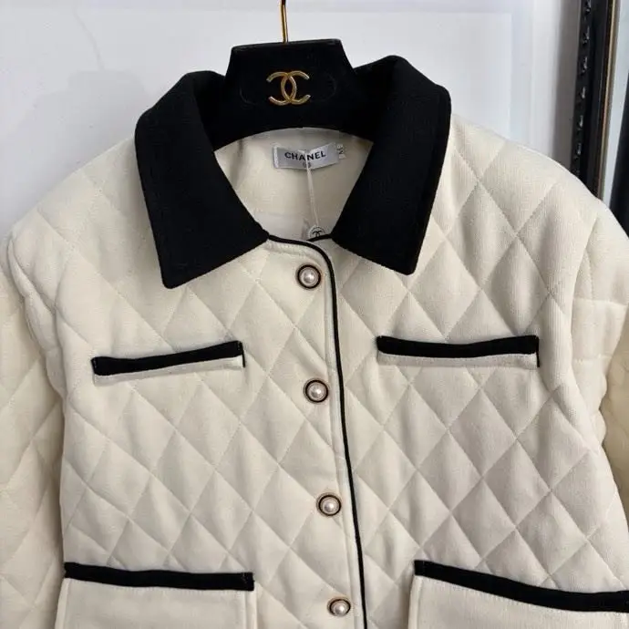 Chanel Куртка женская — Фото 3