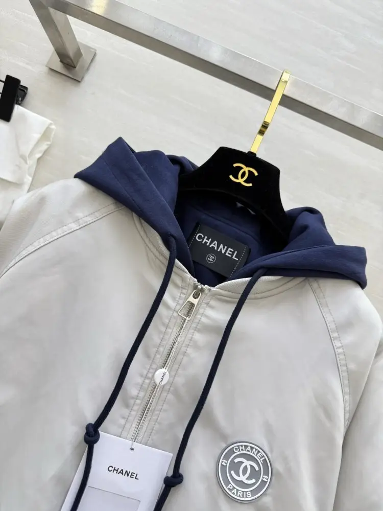 Chanel Куртка жіноча — Фото 3