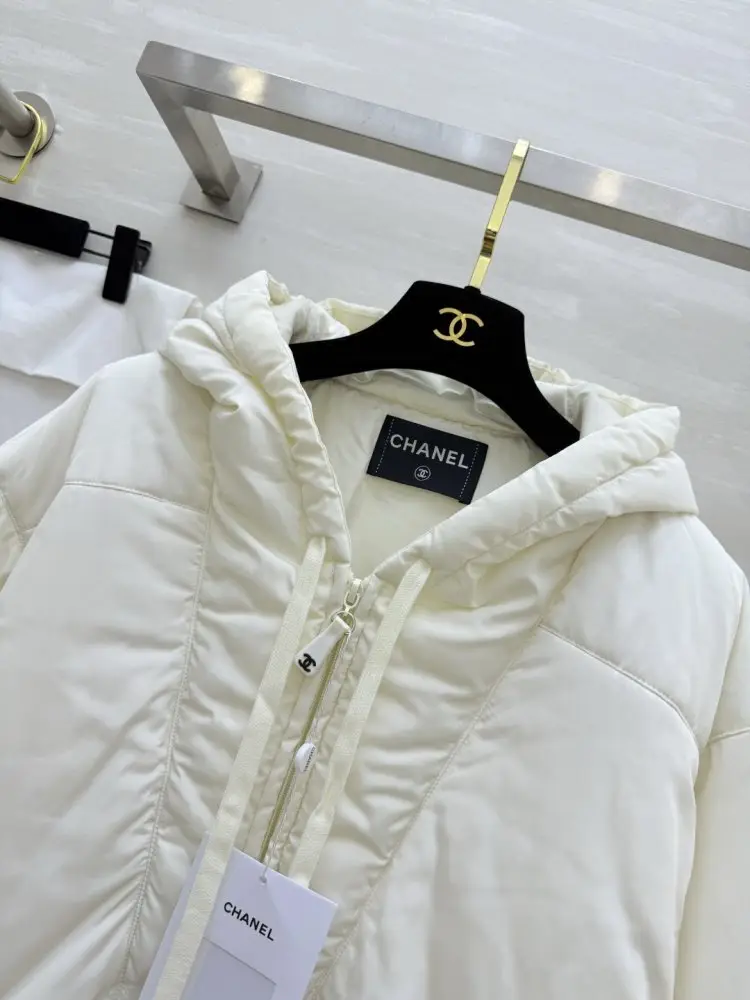 Chanel Куртка женская — Фото 3