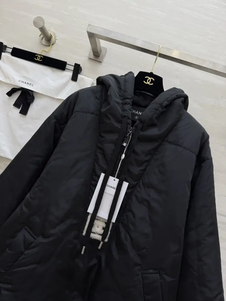 Chanel Куртка женская — Фото 3