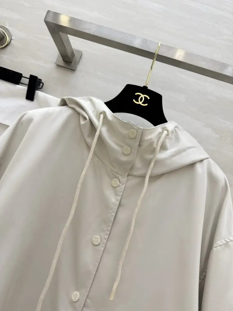 Chanel Куртка женская — Фото 3