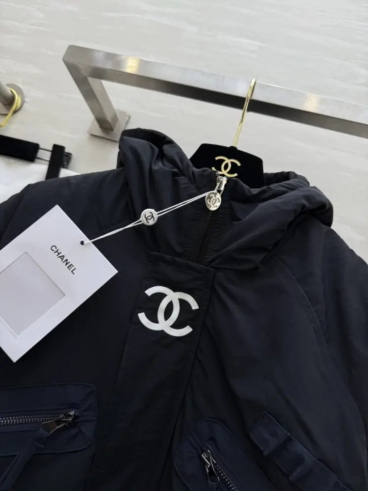 Chanel Куртка женская — Фото 3