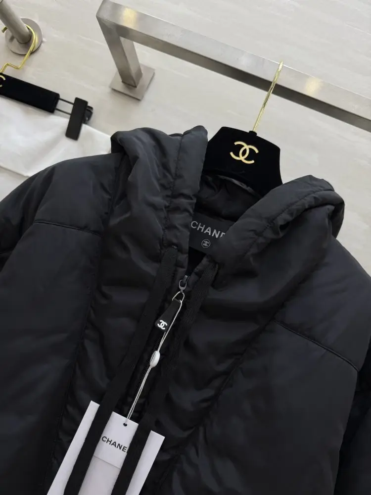 Chanel Куртка женская — Фото 4