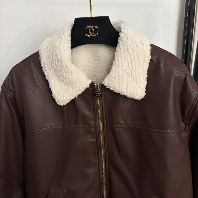 Chanel Куртка жіноча — Фото 5