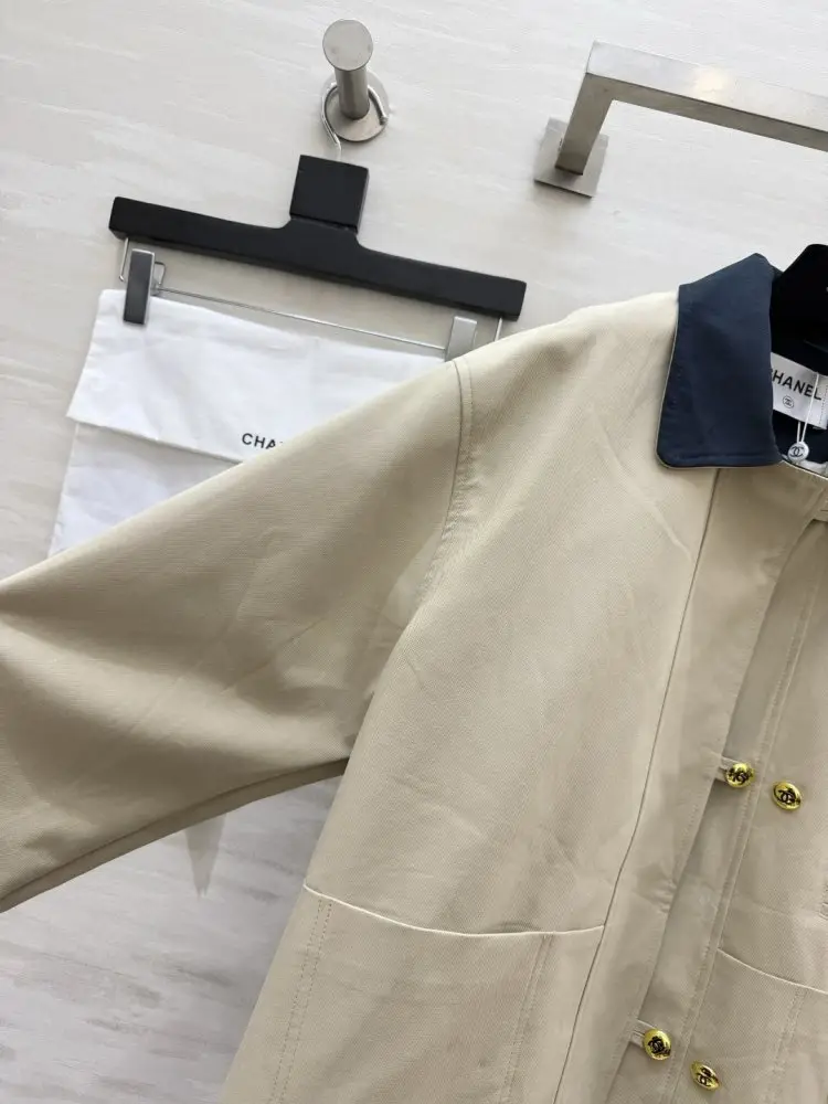 Chanel Jacket women's — Photo 5