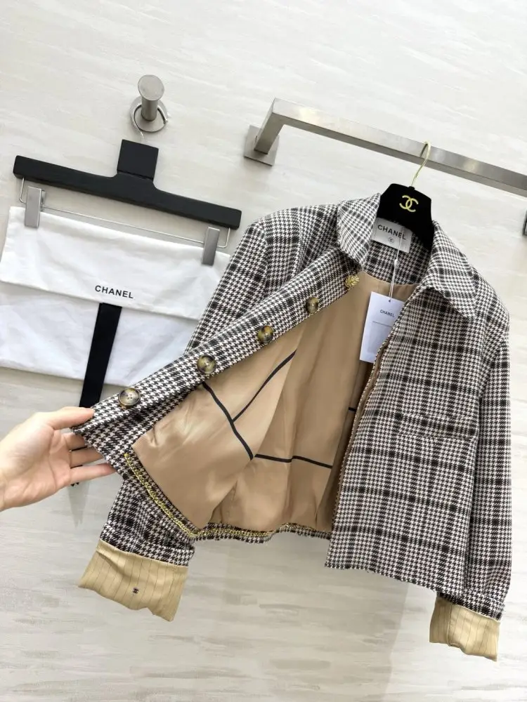 Chanel Куртка жіноча — Фото 5