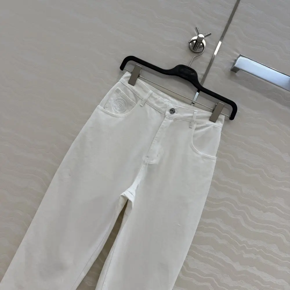 Chanel Jeans women's — Photo 2