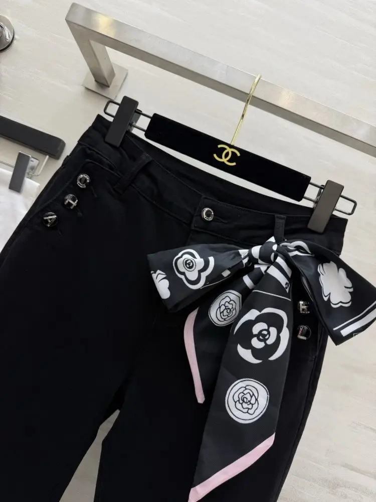 Chanel Джинсы женские — Фото 3