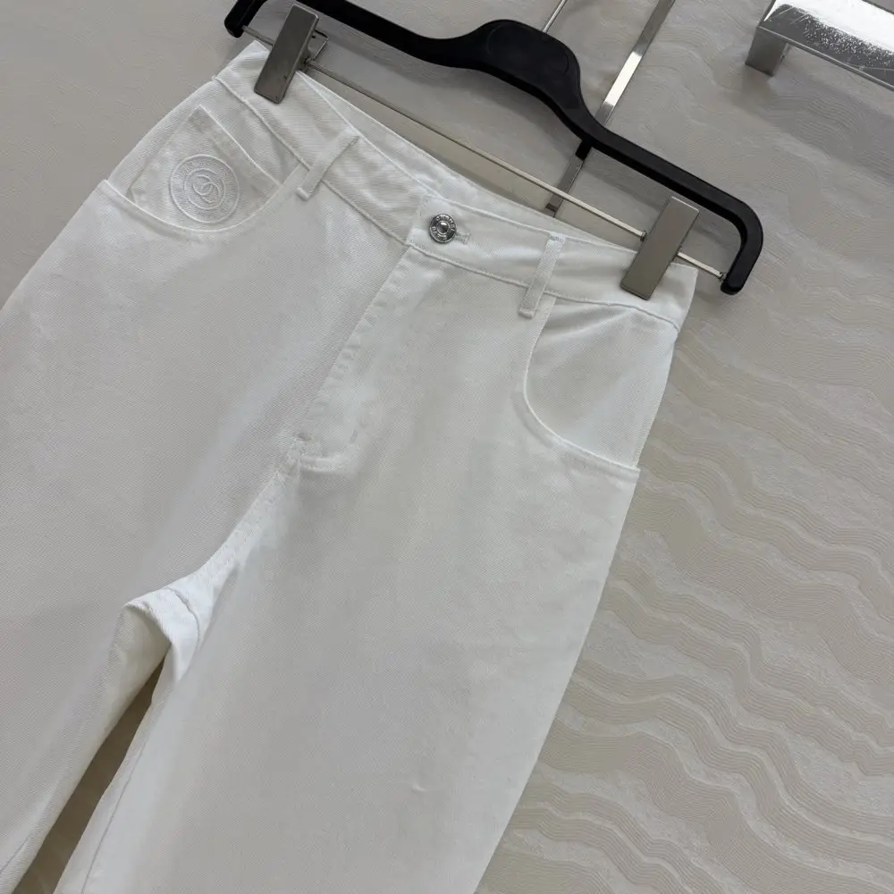 Chanel Jeans women's — Photo 3