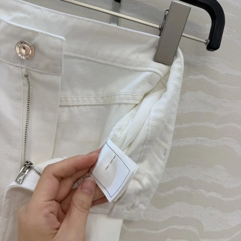 Chanel Jeans women's — Photo 5