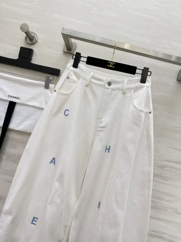 Chanel Джинсы женские — Фото 5