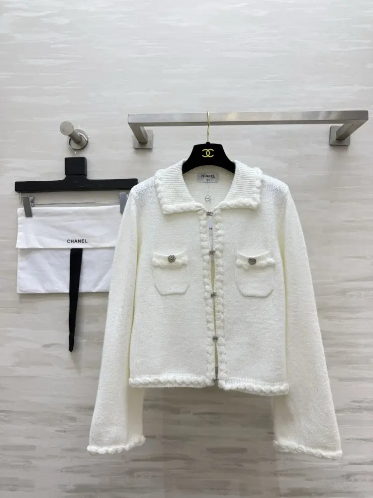 Chanel — В'язаний жіночий кардиган