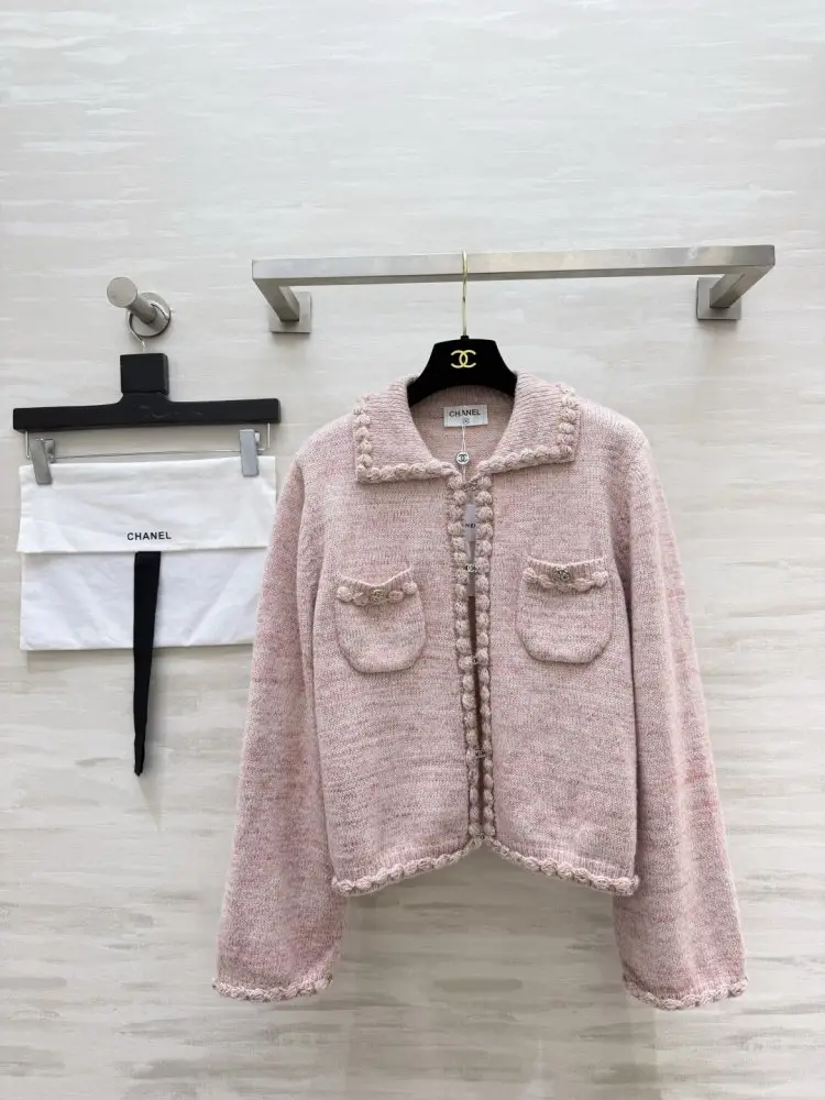 Chanel — В'язаний жіночий кардиган