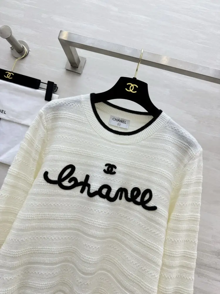 Chanel В'язаний светр — Фото 2