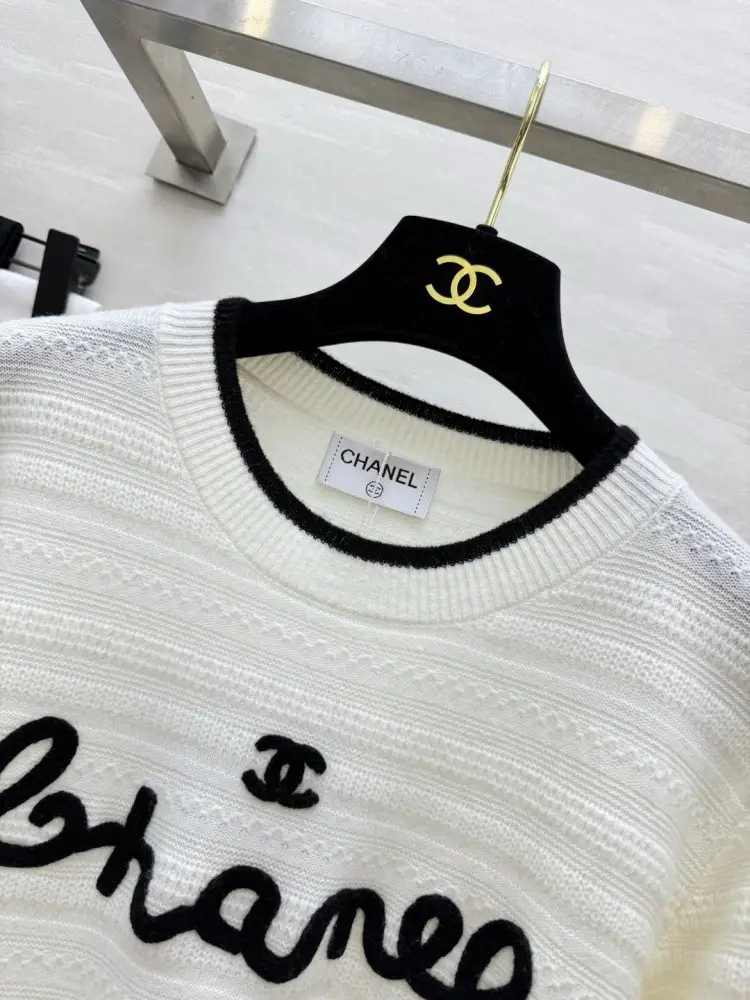 Chanel В'язаний светр — Фото 3