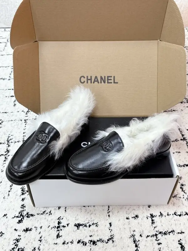 Chanel Лоферы CHANEL COCO NEIGE на меху — Фото 2