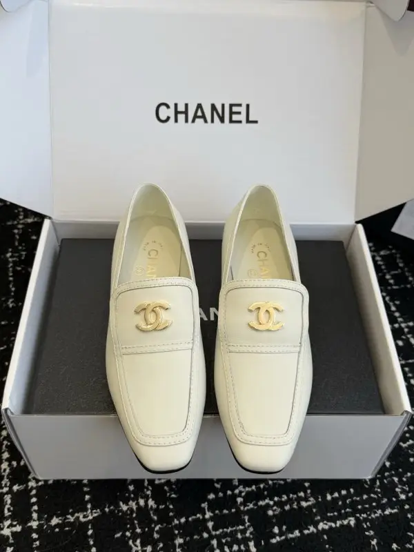Chanel Лоферы с квадратным носком — Фото 1