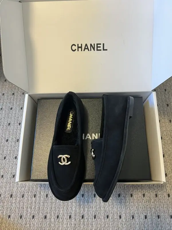 Chanel Лоферы on fur women's — Photo 4
