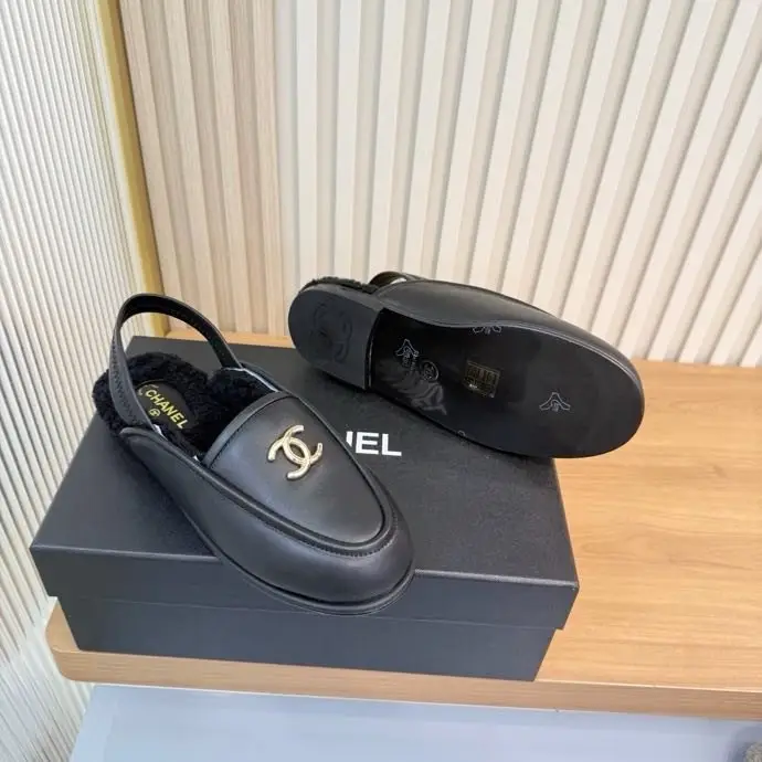 Chanel Лоферы сандалии кожаные женские на меху — Фото 4