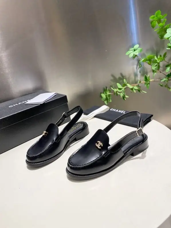 Chanel — Лоферы сандалі жіночі