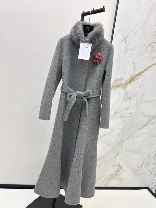 Chanel Long wool coat — Photo 2