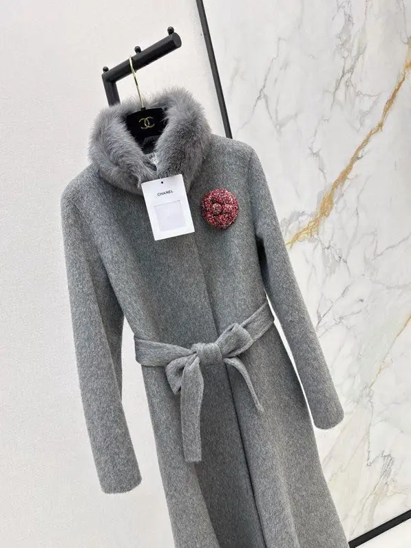 Chanel Long wool coat — Photo 3