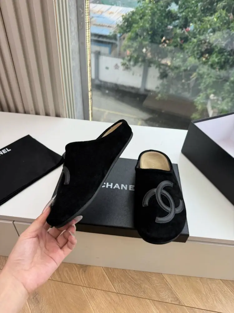 Chanel Мюли женские — Фото 5