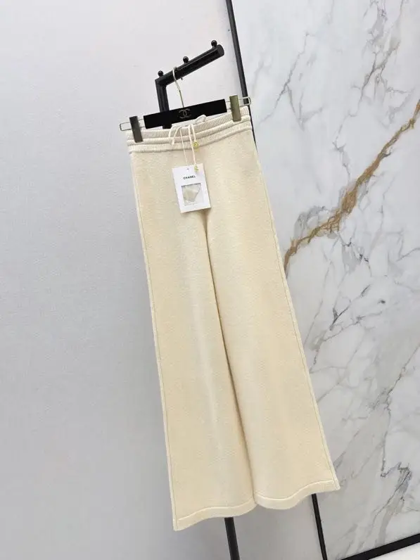 Chanel Pants direct cut of cashmere — Photo 2