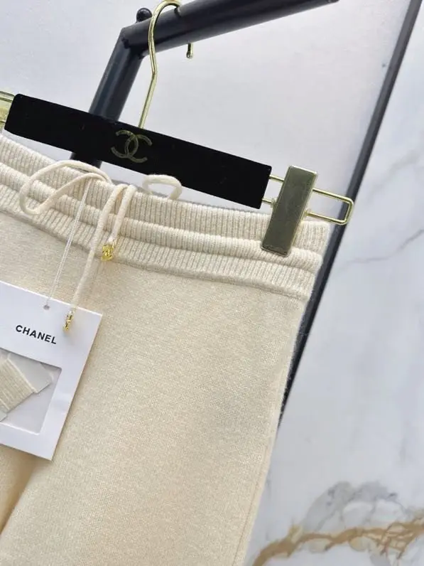 Chanel Pants direct cut of cashmere — Photo 3
