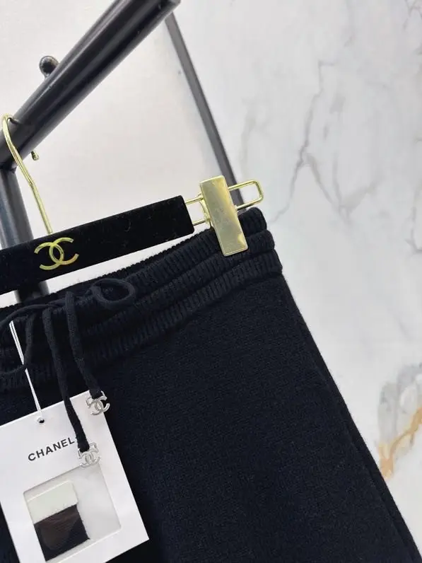 Chanel Pants direct cut of cashmere — Photo 5