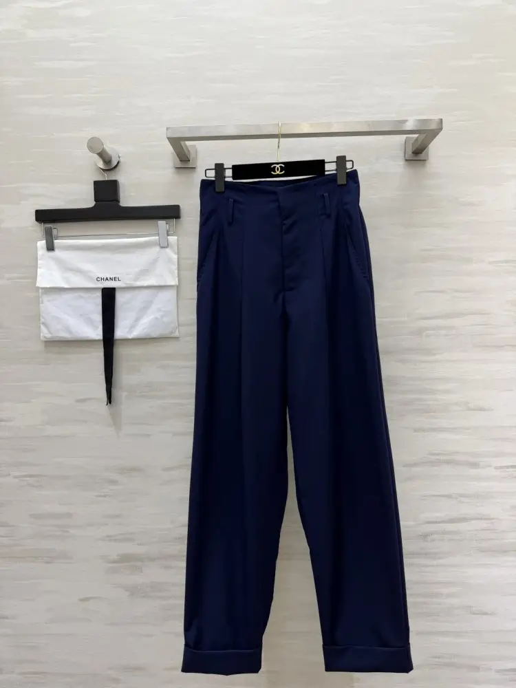 Chanel — Pants women's