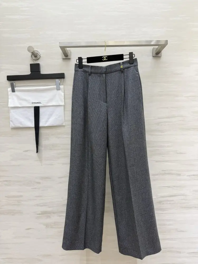 Chanel — Pants women's