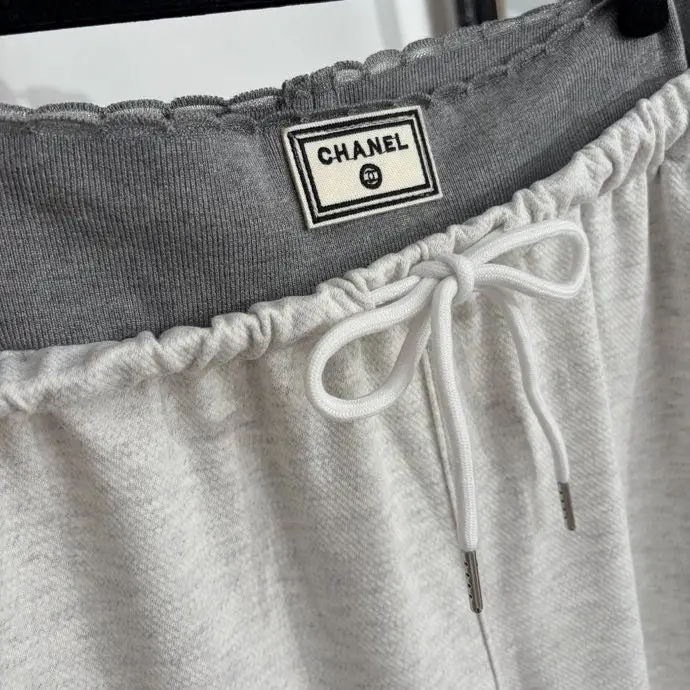 Chanel Брюки жіночі — Фото 3