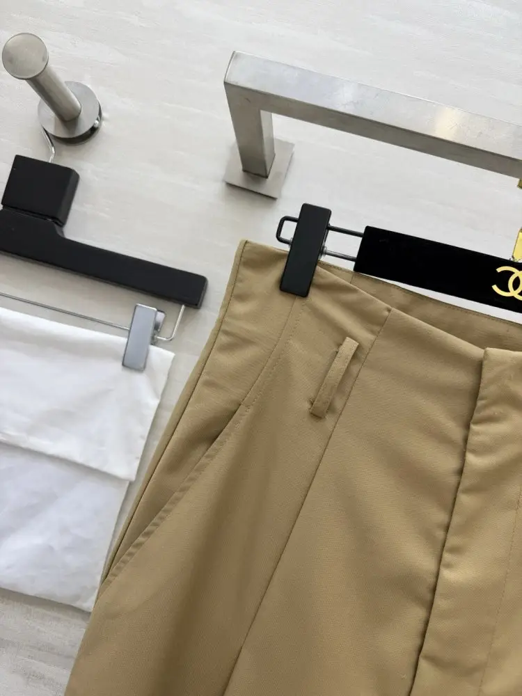 Chanel Брюки жіночі — Фото 3