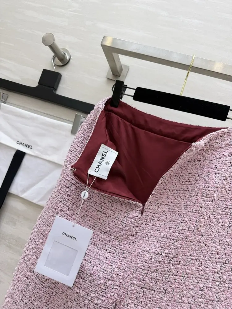 Chanel Розовая твидовая юбка А-силуэта — Фото 5