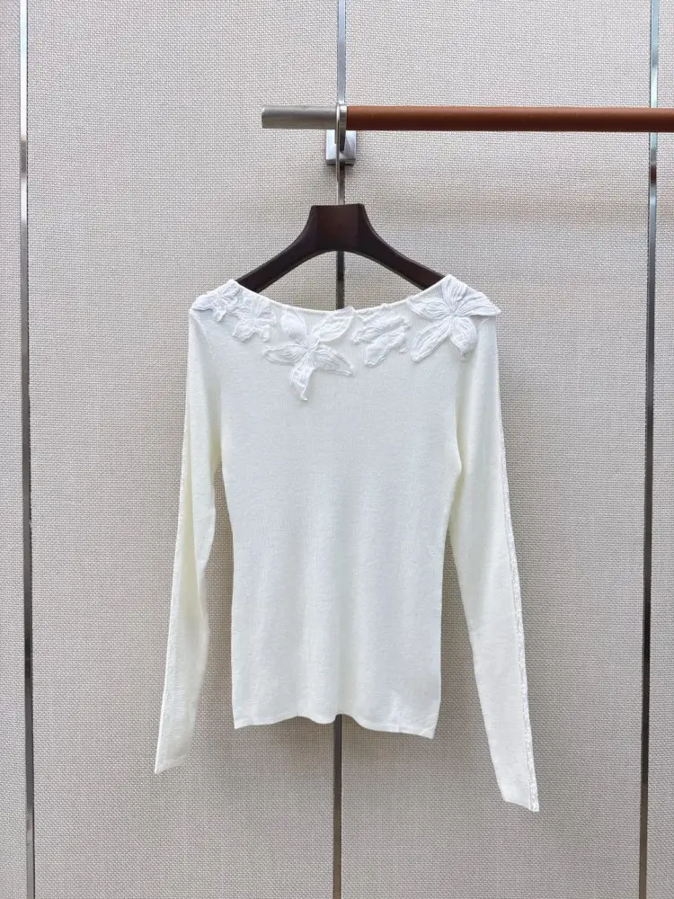 Chanel — Pullover female