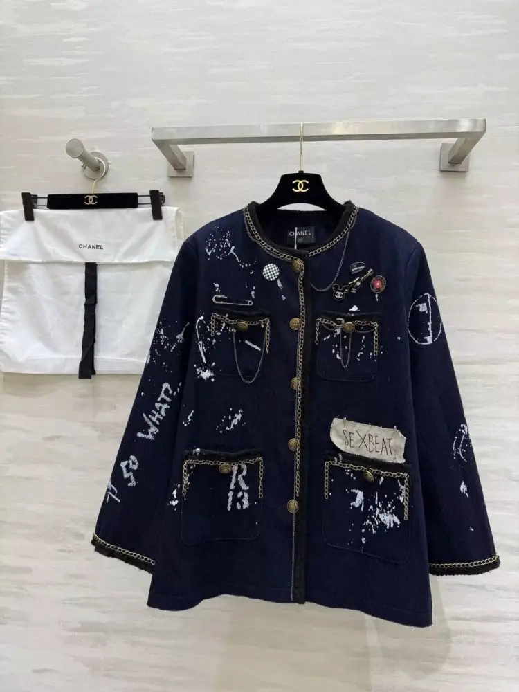 Chanel — Светр жіночий