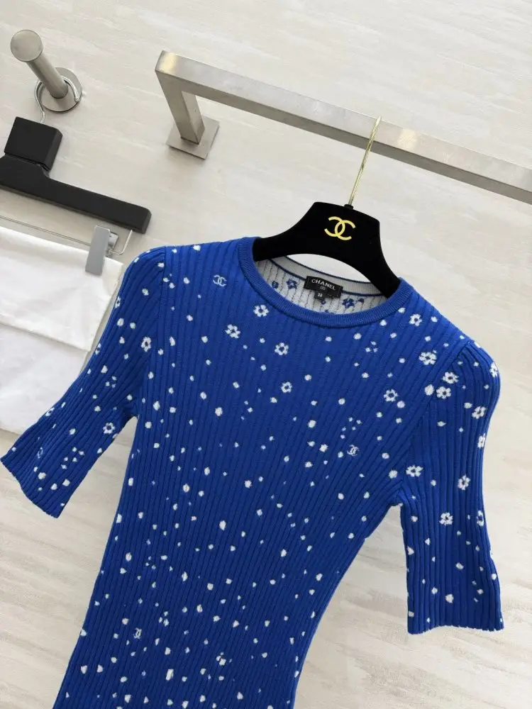 Chanel Свитер женский — Фото 3