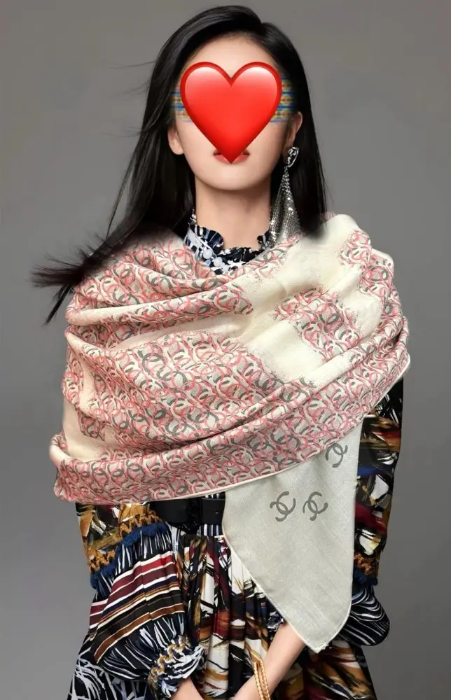 Chanel Шарф з кашеміру — Фото 2