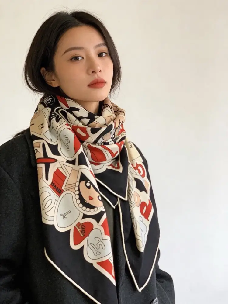Chanel Scarf of cashmere — Photo 2