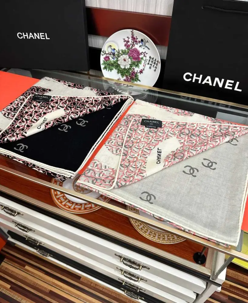Chanel Шарф з кашеміру — Фото 3