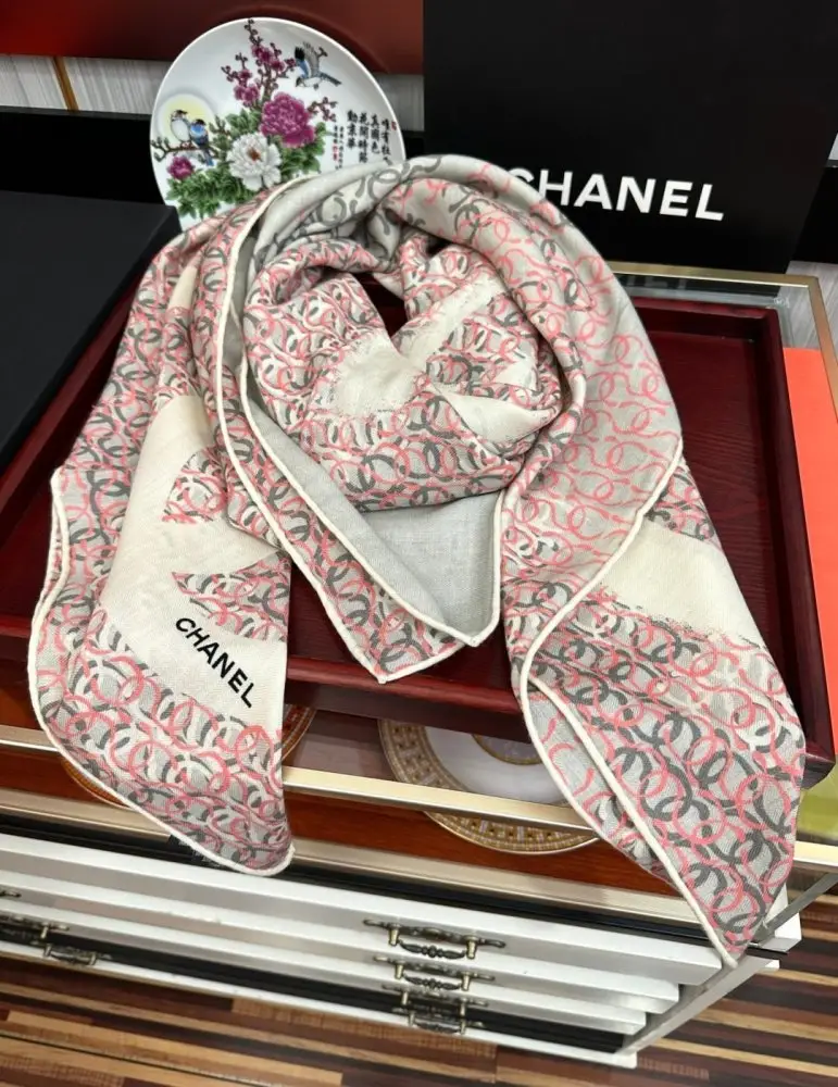 Chanel Шарф з кашеміру — Фото 4