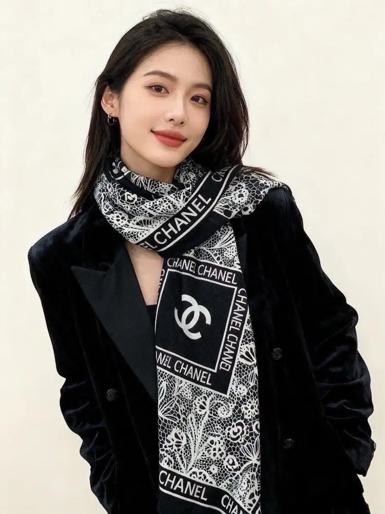 Chanel Шаль бархатная — Фото 2