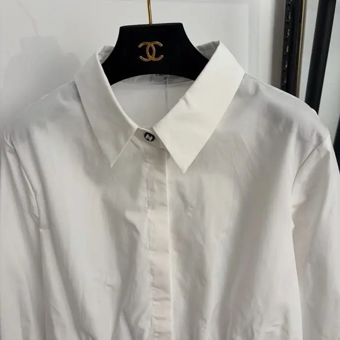 Chanel Shirt — Photo 2