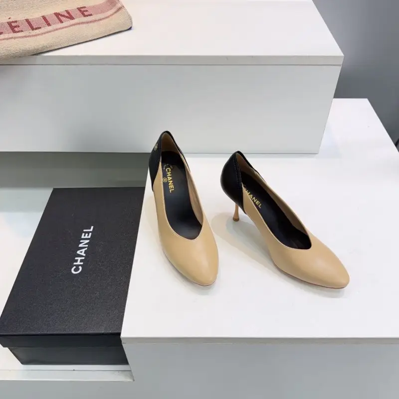 Chanel Туфли лодочки с круглым носком на высоком каблуке — Фото 3